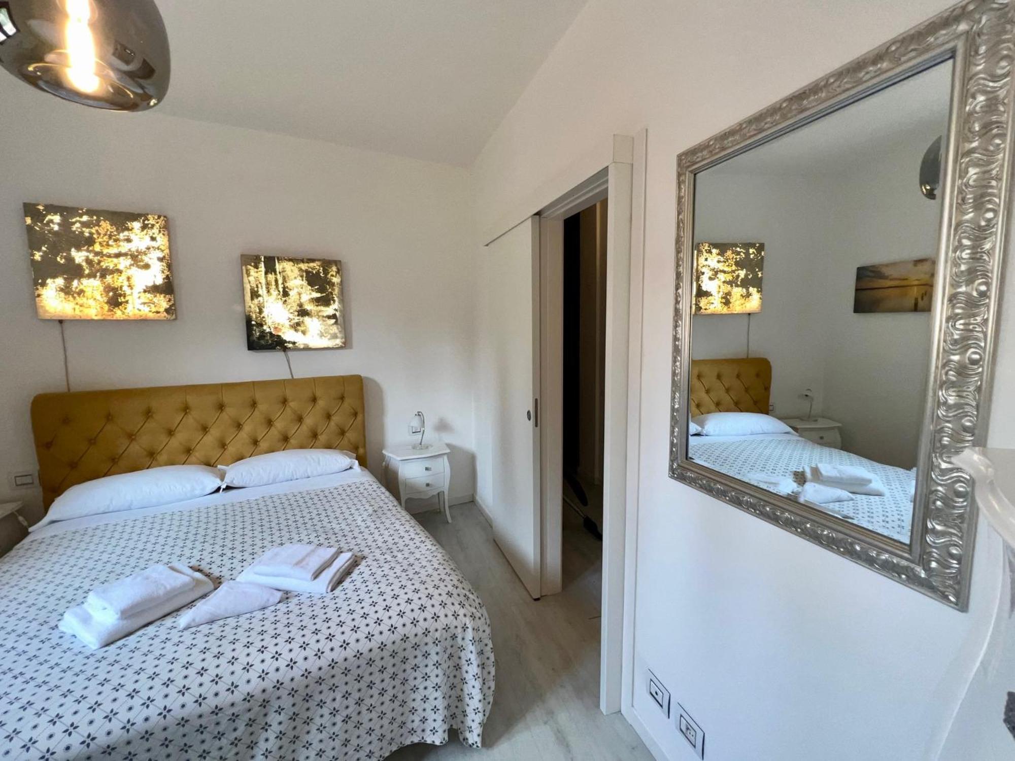 Appartamento Al Castello Padenghe sul Garda Eksteriør billede