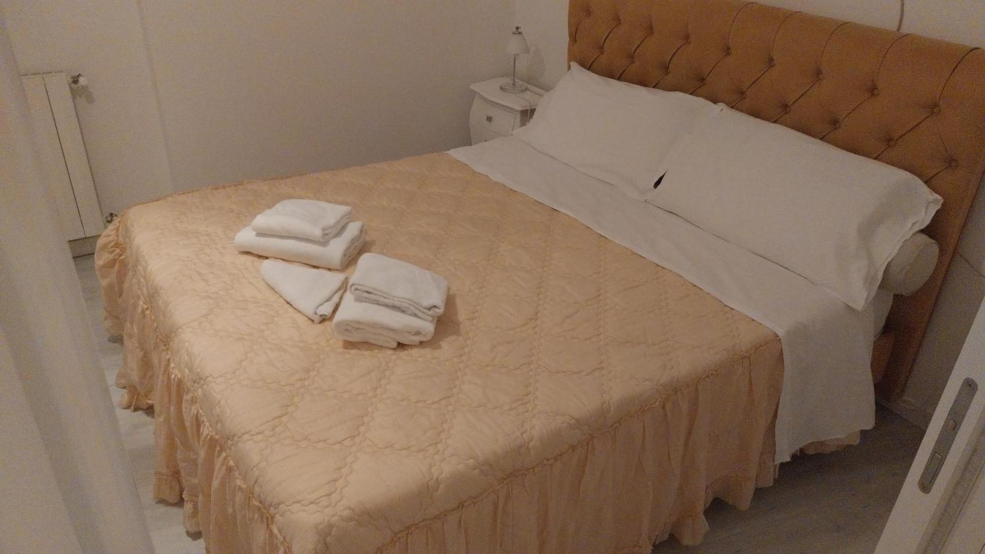 Appartamento Al Castello Padenghe sul Garda Eksteriør billede